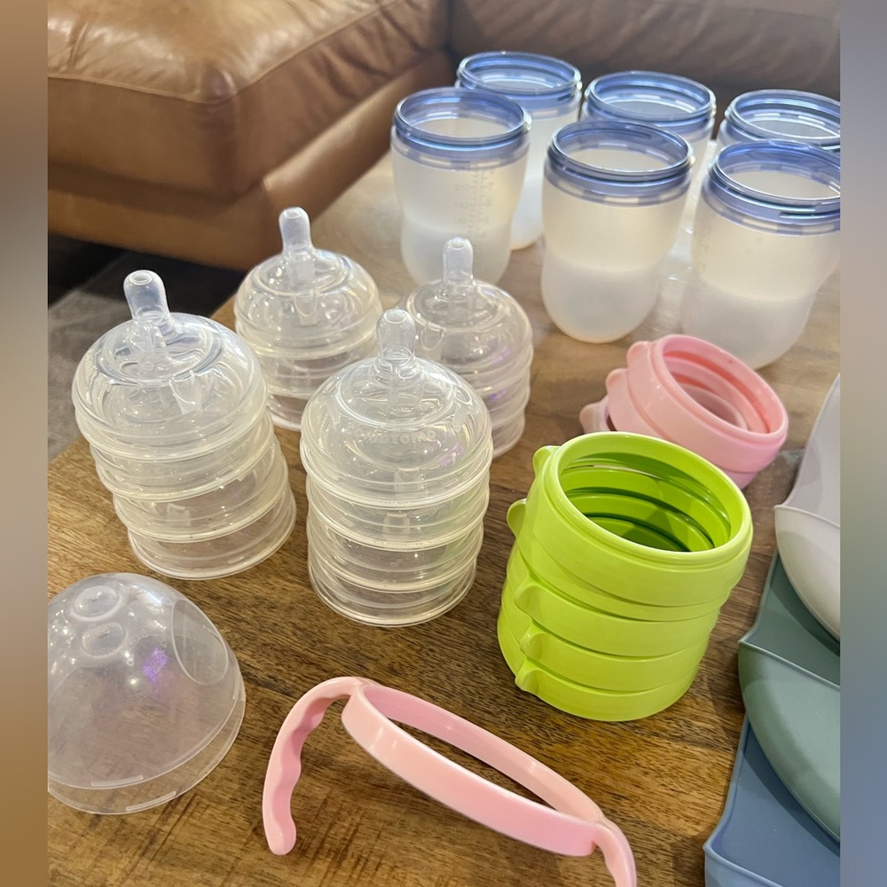 GUC ComoTomo Baby Bottles Bundle in Pink & Green